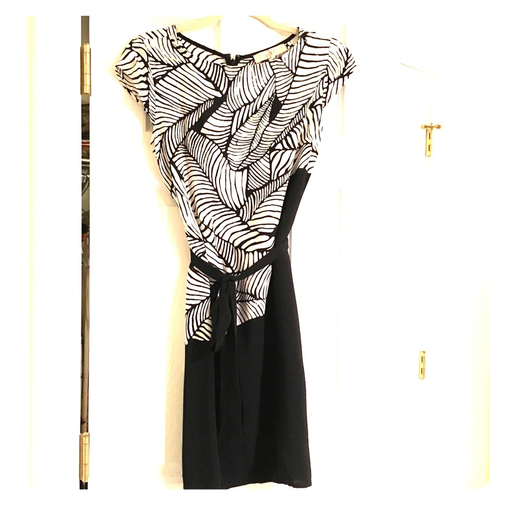 Loft Black and White Tropical Print Dress